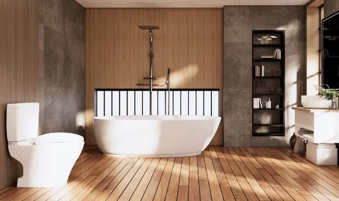 Baño con pared de listones de madera clara tras la bañera, suelo de madera y estantería empotrada en Burgos